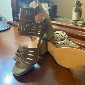 Size 38 brown sandals -zip back - new never worn